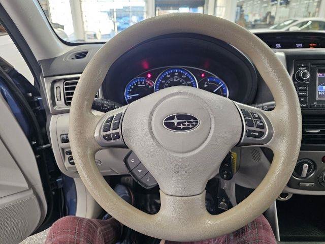 Used 2013 Subaru Forester 2.5X Premium w/ Popular Pkg 1 AWD/4WD image 10