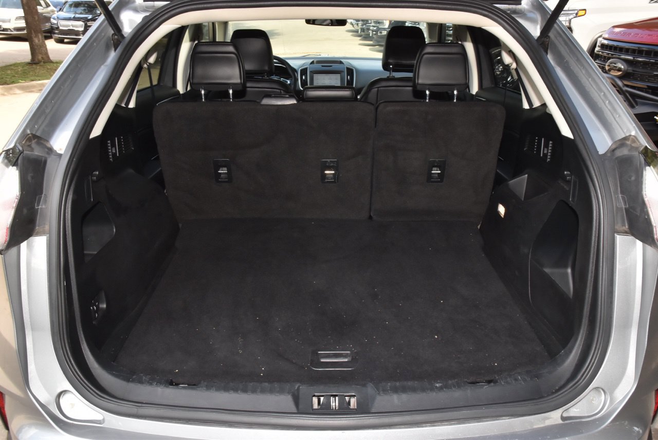 Used 2020 Ford Edge SEL FWD image 35