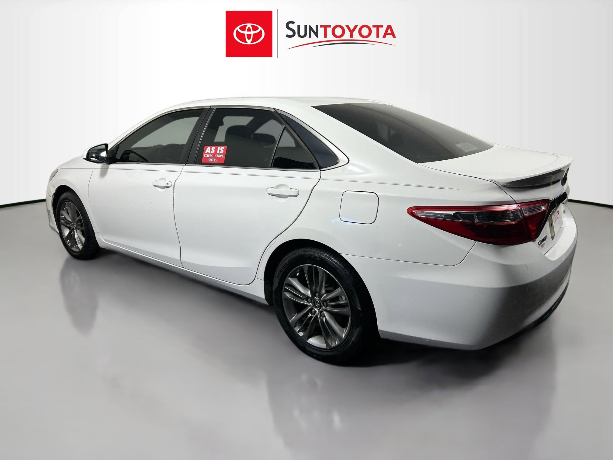 Used 2016 Toyota Camry SE image 6