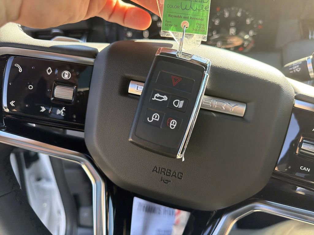 New 2026 Land Rover Discovery Sport Landmark image 29