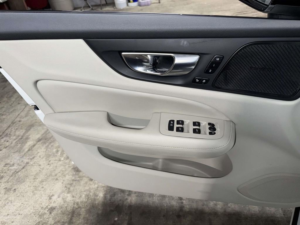 Used 2023 Volvo S60 B5 Plus w/ Protection Package Premier FWD image 19