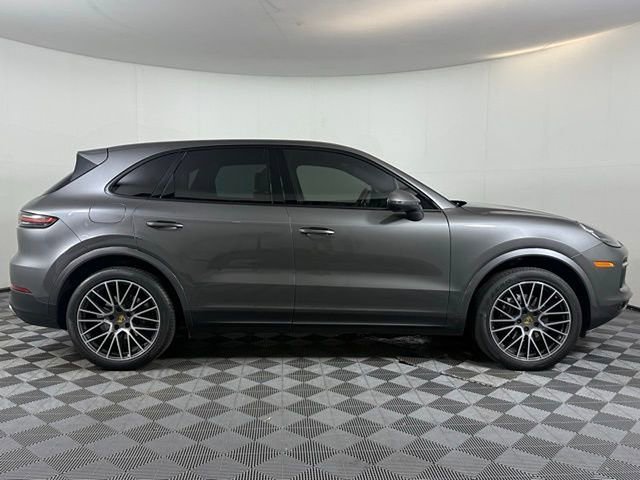 Used 2020 Porsche Cayenne image 9