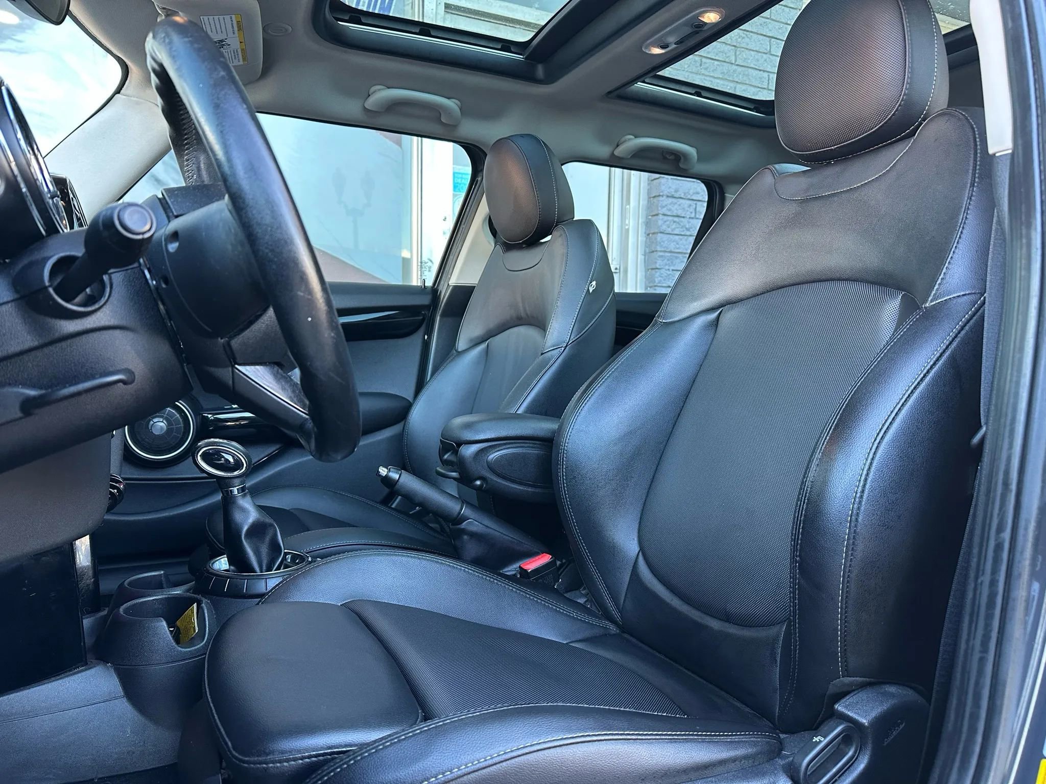 Used 2015 MINI Cooper S image 10