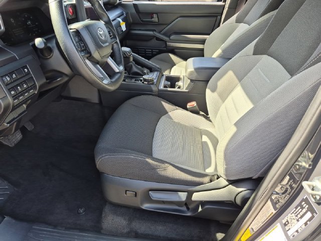 Used 2025 Toyota 4Runner TRD Off-Road AWD/4WD image 13