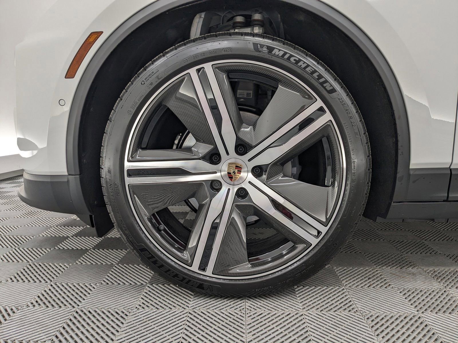 New 2025 Porsche Macan 4 Electric image 23