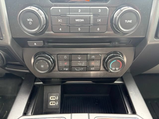 Used 2017 Ford F150 XLT w/ Equipment Group 302A Luxury AWD/4WD image 31