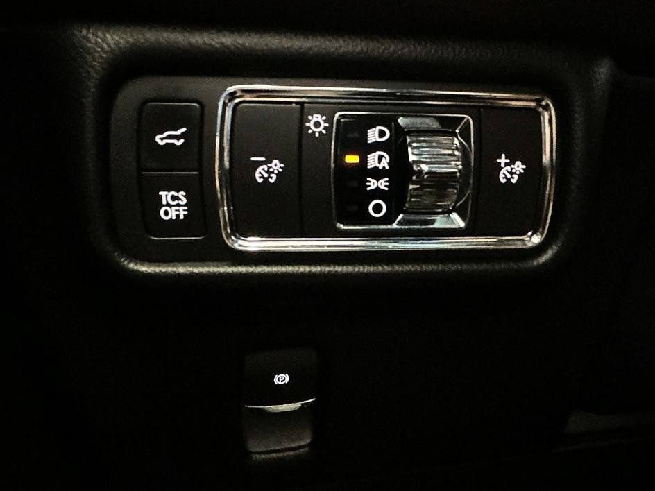 Used 2022 Lincoln Nautilus Reserve AWD/4WD image 18