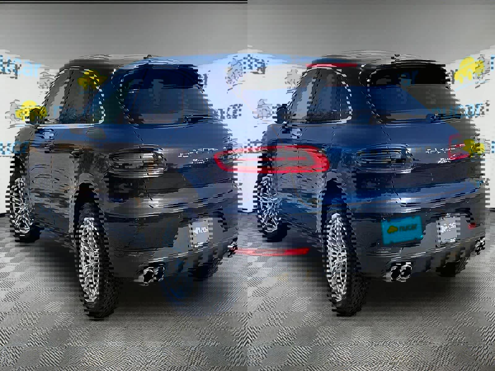 Used 2017 Porsche Macan S image 4