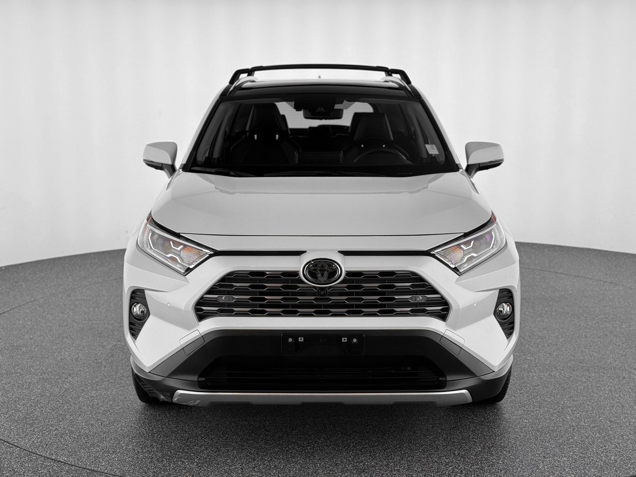 Used 2020 Toyota RAV4 Limited image 8