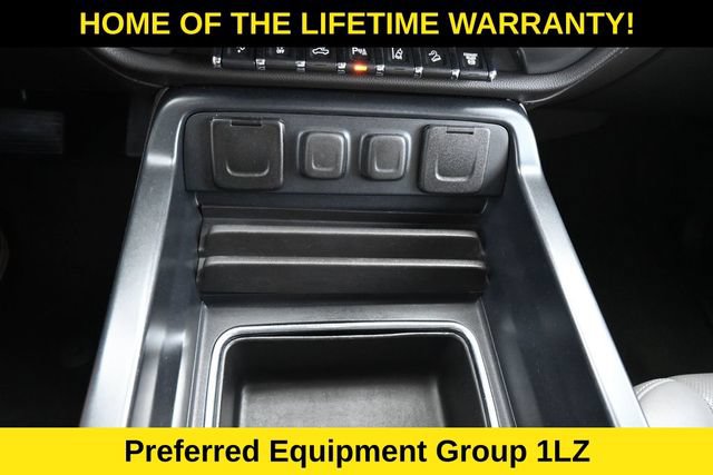 Used 2017 Chevrolet Silverado 2500 LTZ w/ Duramax Plus Package AWD/4WD image 17