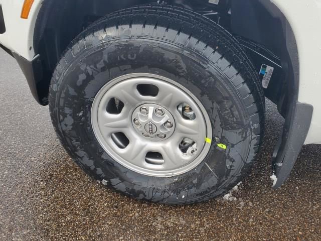 New 2026 Nissan Frontier S image 9