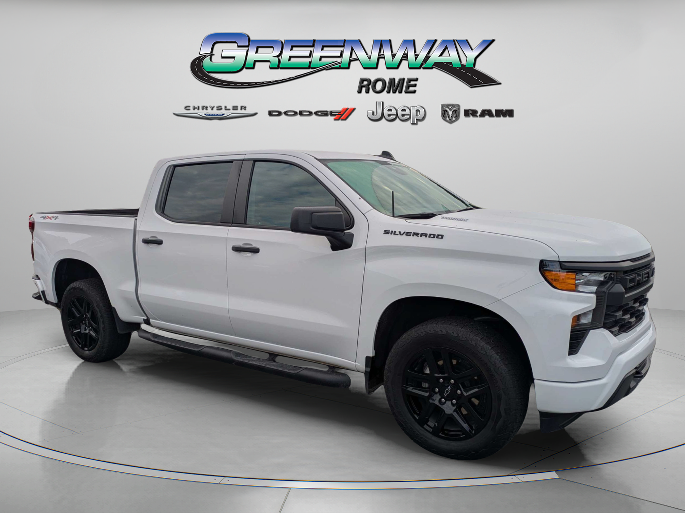 Used 2024 Chevrolet Silverado 1500 Custom w/ Turbomax Blackout Package AWD/4WD image 4