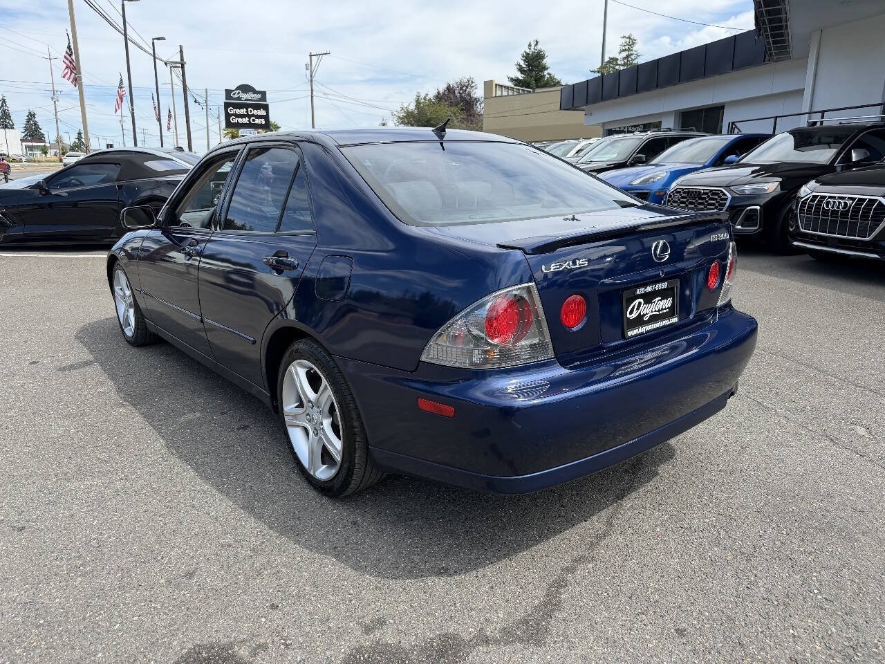 Used 2005 Lexus IS 300 RWD image 3