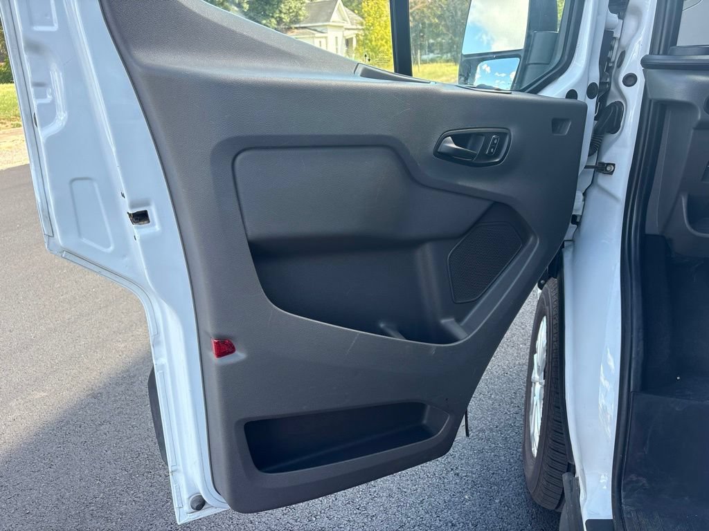 Used 2023 Ford Transit 350 XLT RWD image 10
