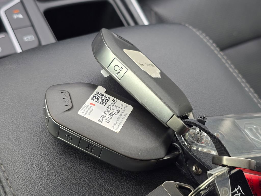 Used 2024 Kia Sorento S w/ Panoramic Sunroof Package image 24