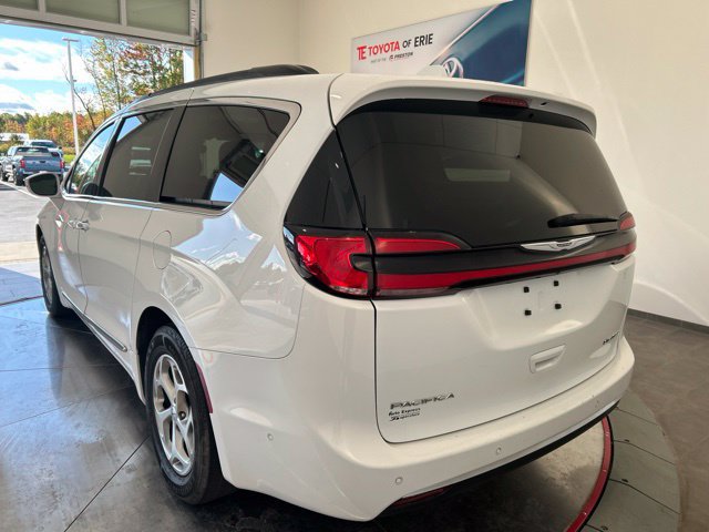 Used 2022 Chrysler Pacifica Limited FWD image 5