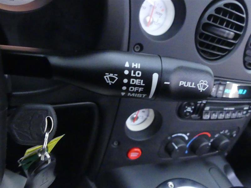 Used 2004 Dodge Viper SRT-10 RWD image 15