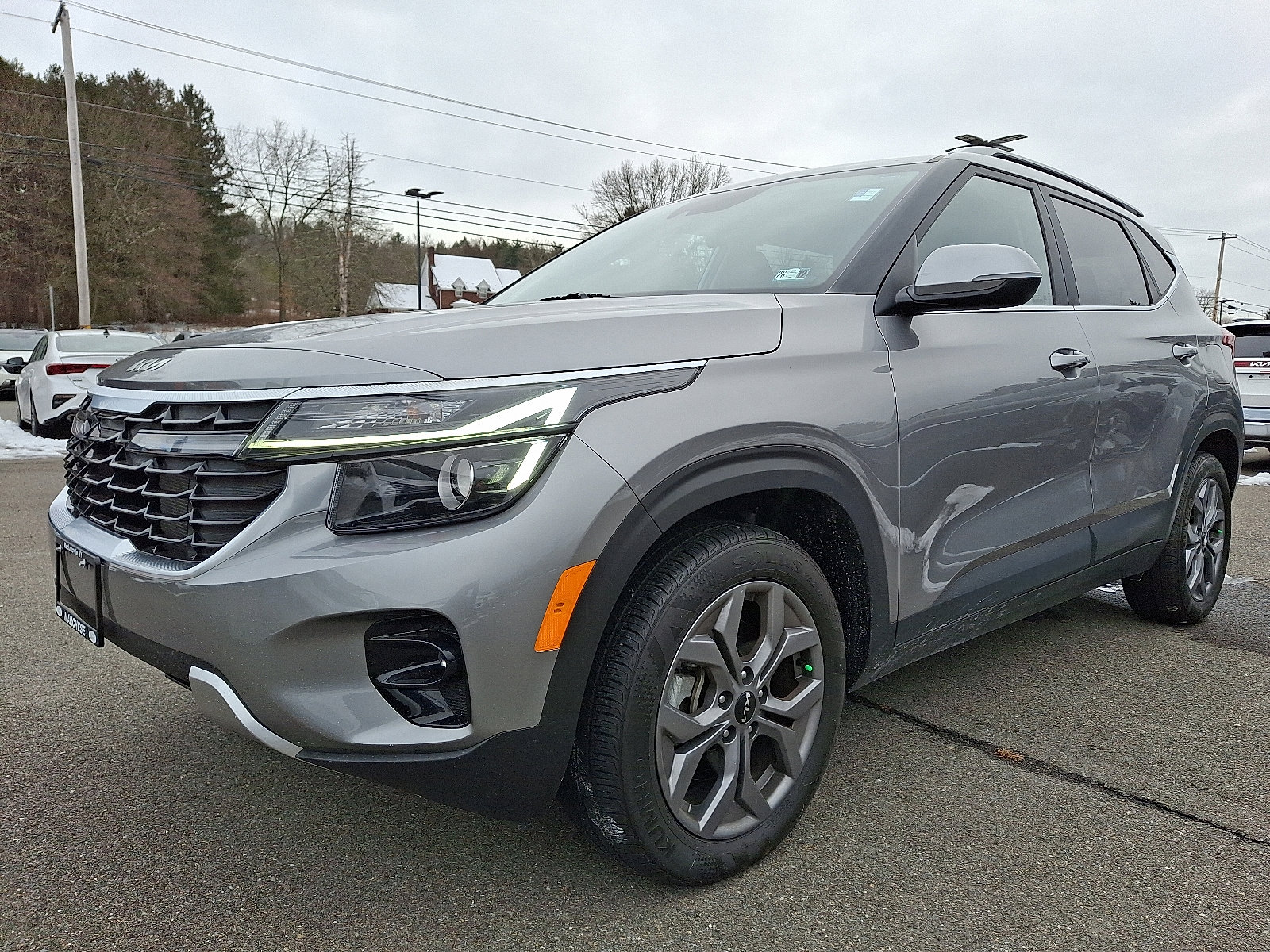 Used 2024 Kia Seltos S image 3