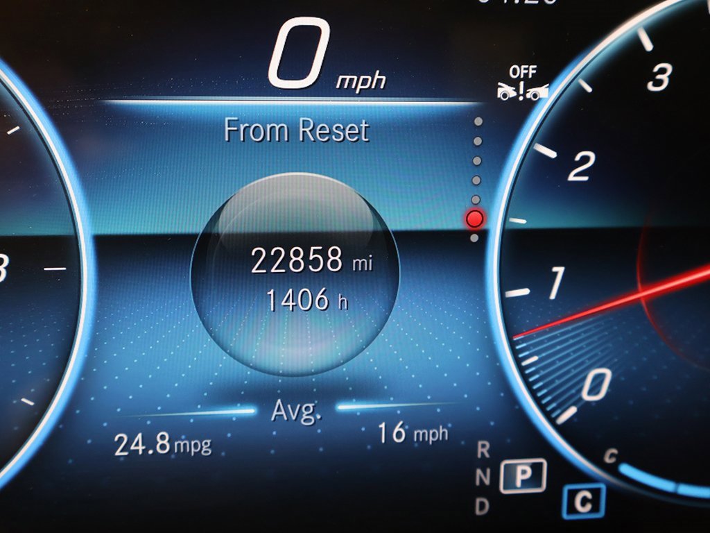 Used 2023 Mercedes-Benz GLA 250 4MATIC w/ Premium Package image 34