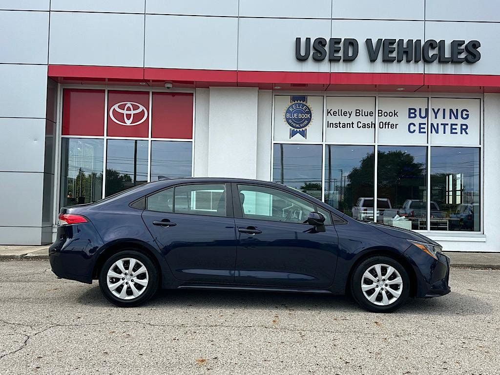 Certified 2024 Toyota Corolla LE FWD image 6