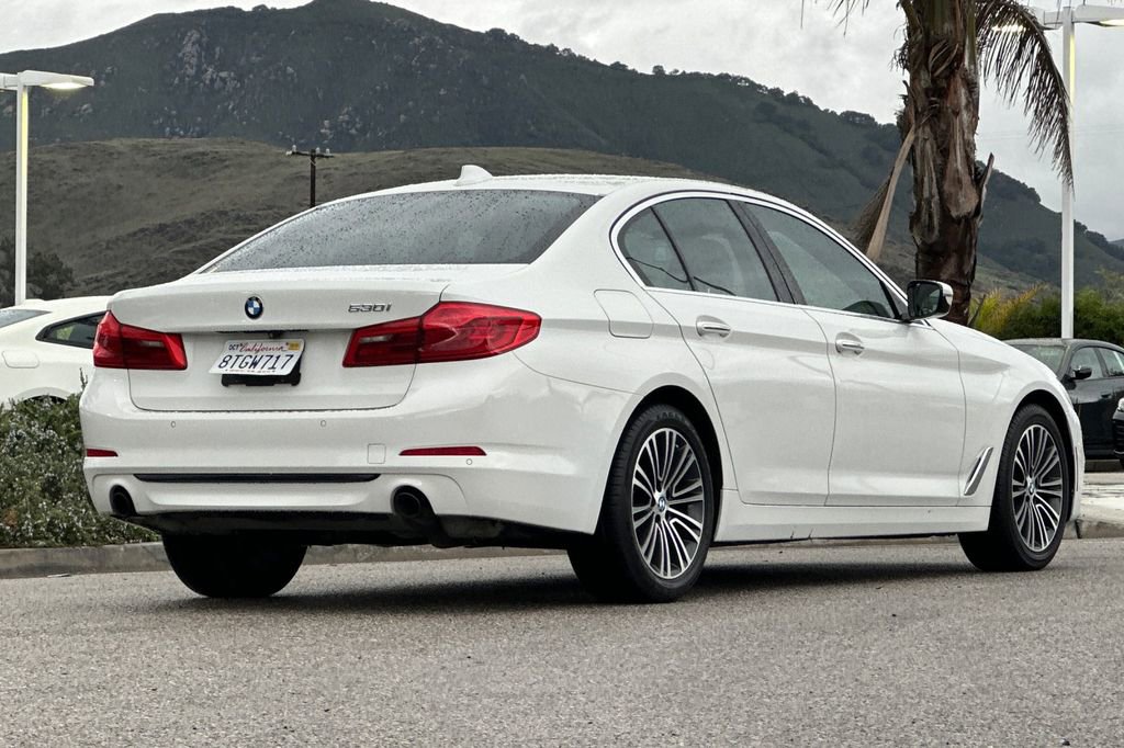 Used 2018 BMW 530i image 3