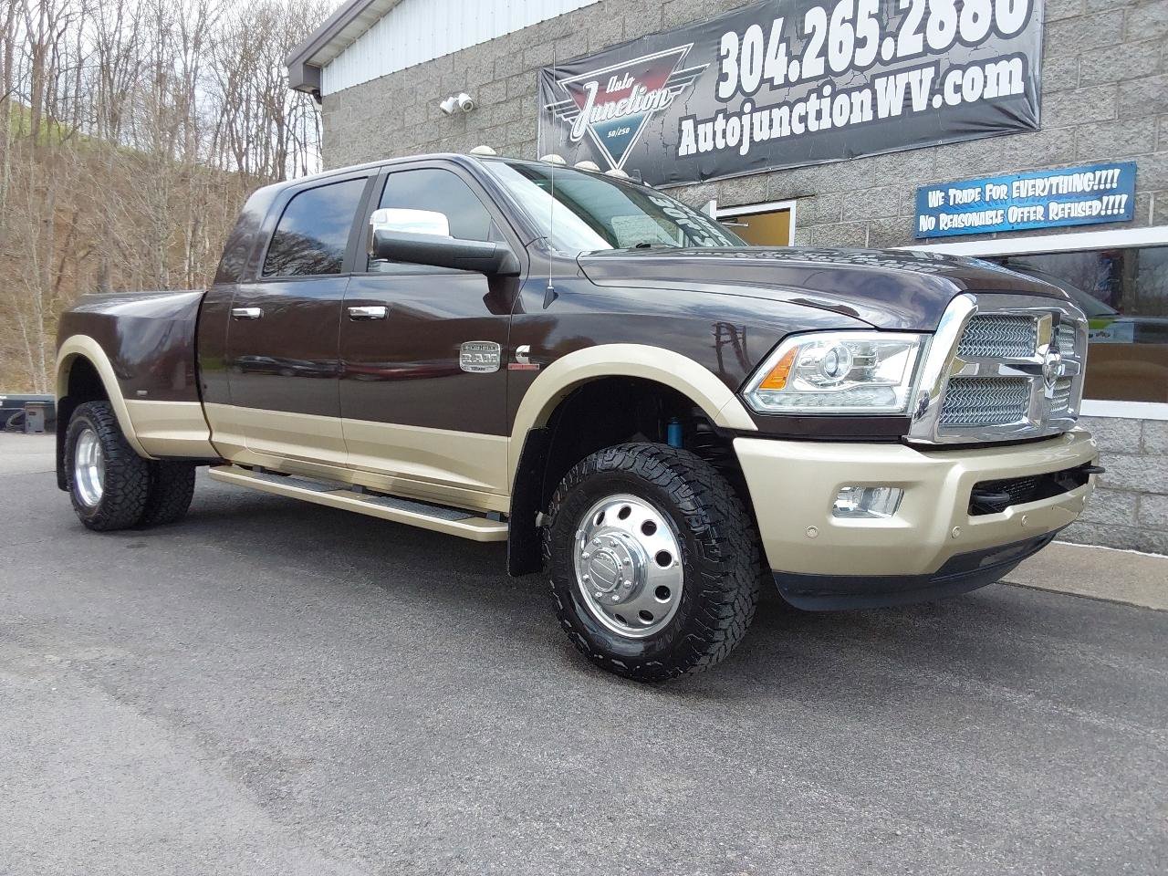 Used 2016 RAM 3500 Laramie Longhorn image 2
