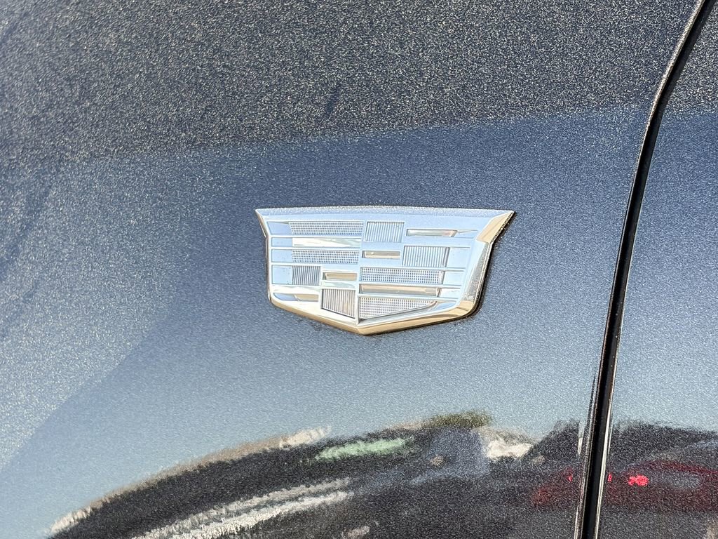 Used 2017 Cadillac XT5 Luxury w/ Driver Awareness Package image 12