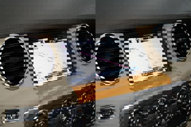 Used 2013 Land Rover LR4 HSE image 15