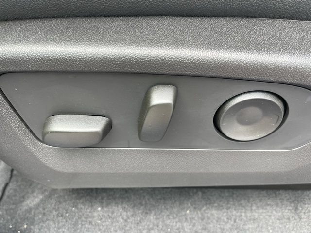 New 2026 GMC Canyon Elevation w/ Convenience Package AWD/4WD image 12