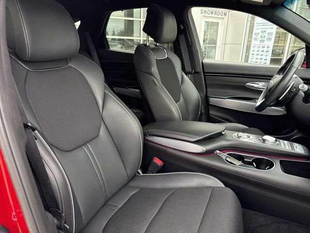 Used 2023 Genesis GV70 2.5T Sport Prestige w/ Sport Prestige Package image 35