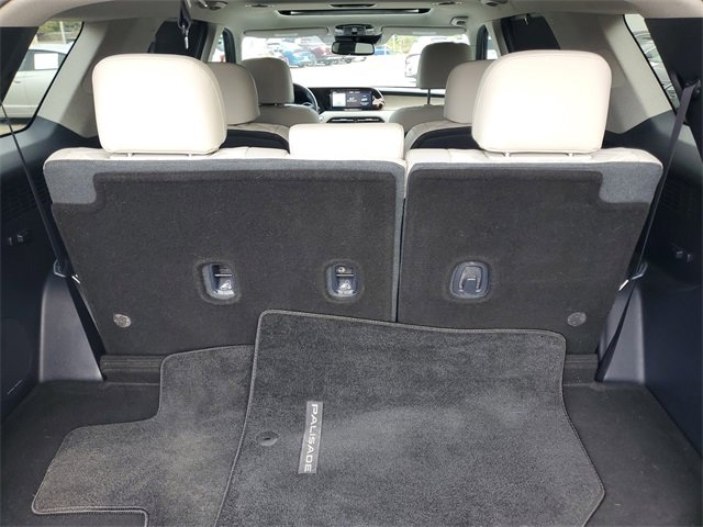 Used 2021 Hyundai Palisade Limited image 9