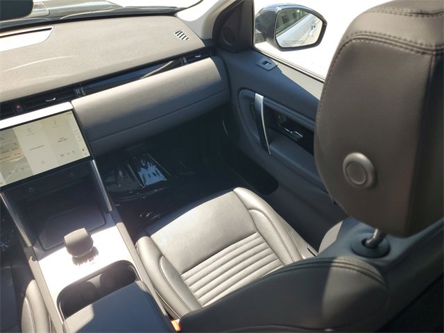 New 2025 Land Rover Discovery Sport S image 16