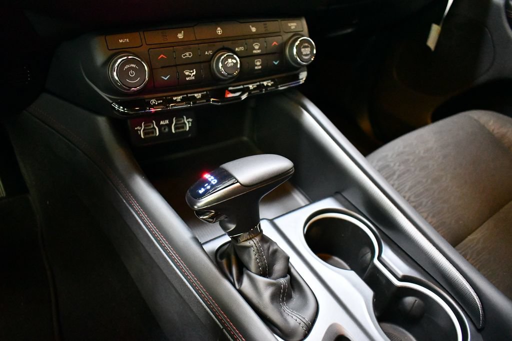 New 2026 Dodge Durango GT w/ Blacktop Package AWD/4WD image 18