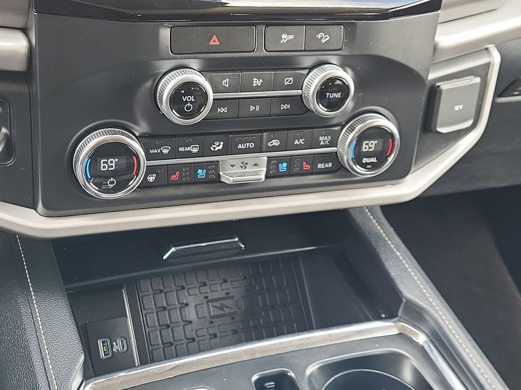 Used 2022 Ford Expedition Max XLT AWD/4WD image 21