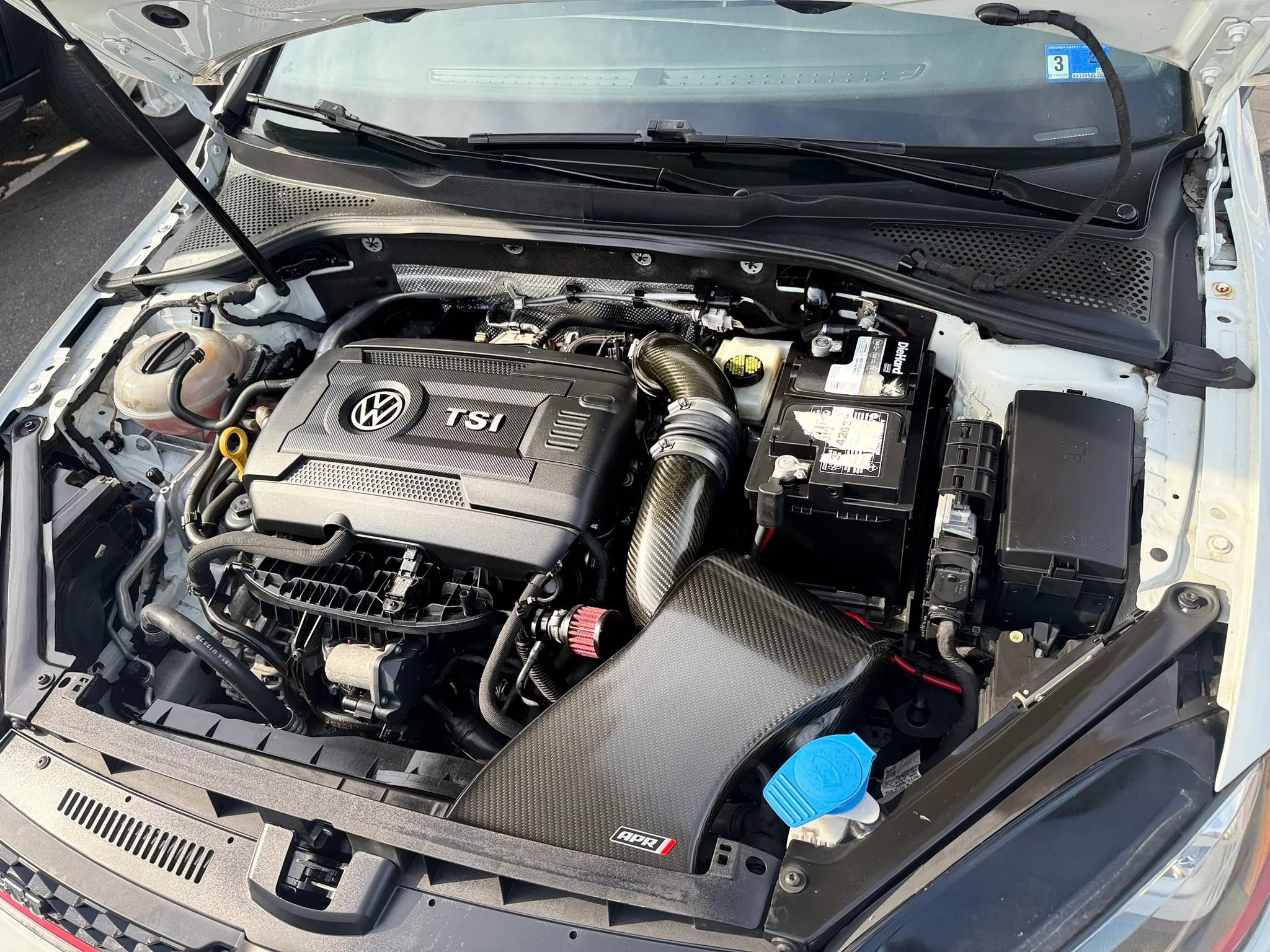 Used 2015 Volkswagen GTI SE image 42