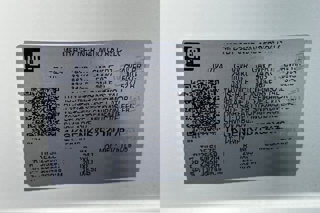 Used 2024 GMC Acadia Elevation image 35