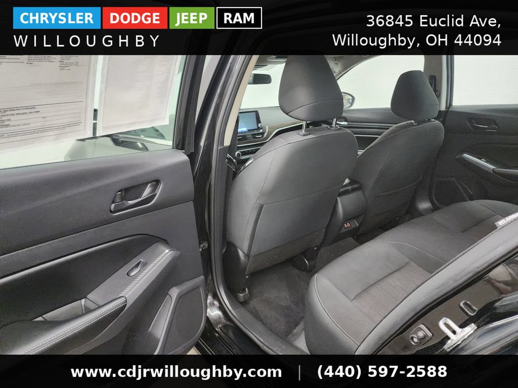 Used 2025 Nissan Altima 2.5 SV AWD/4WD image 27