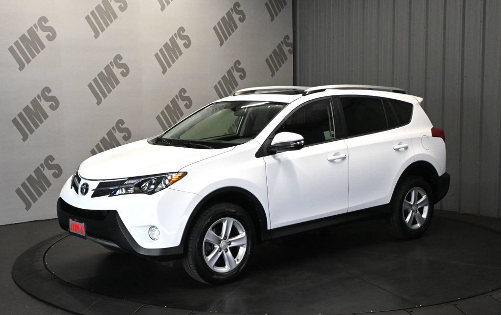 Used 2013 Toyota RAV4 XLE FWD image 1