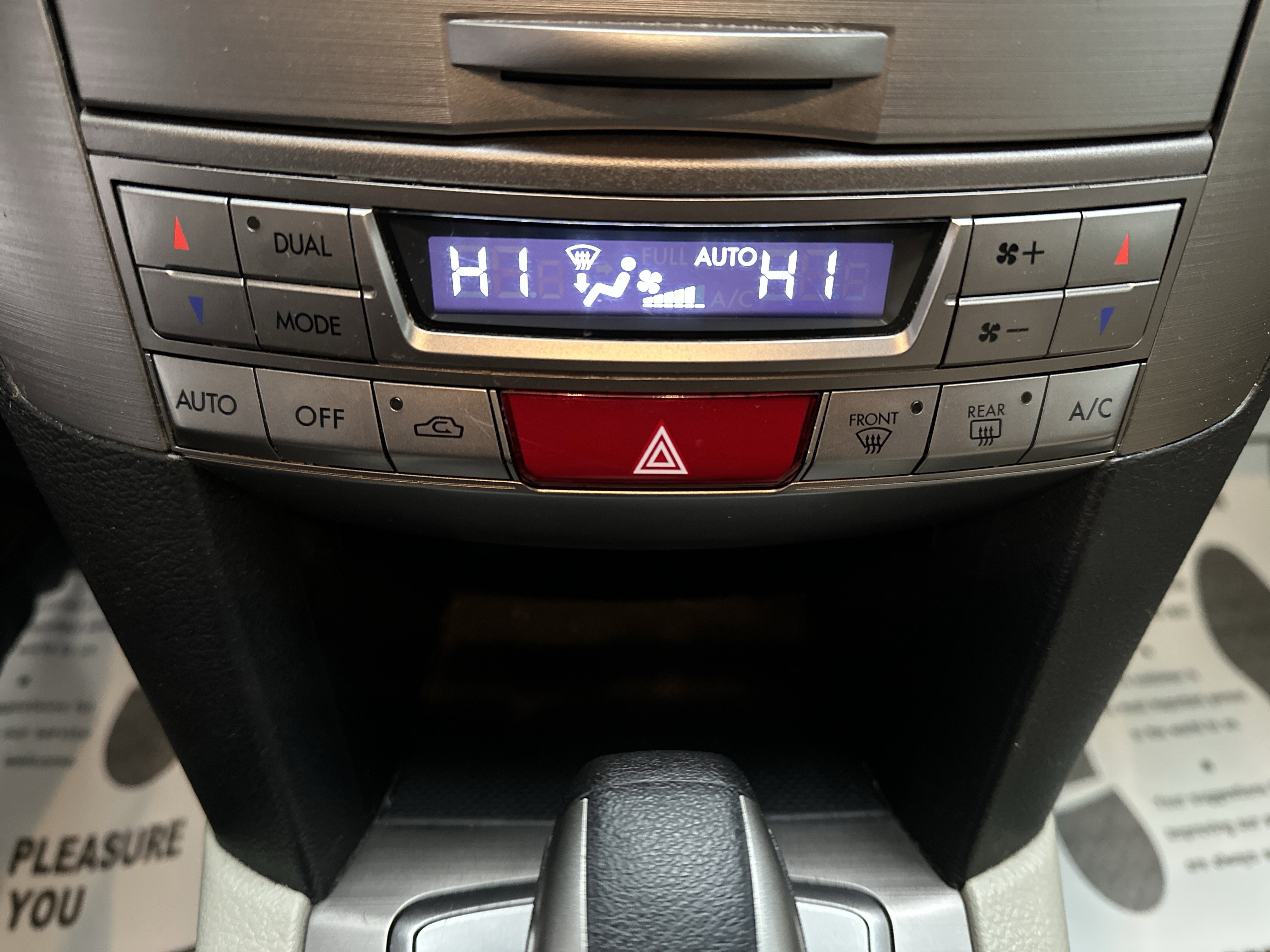 Used 2011 Subaru Outback 2.5i Limited AWD/4WD image 30