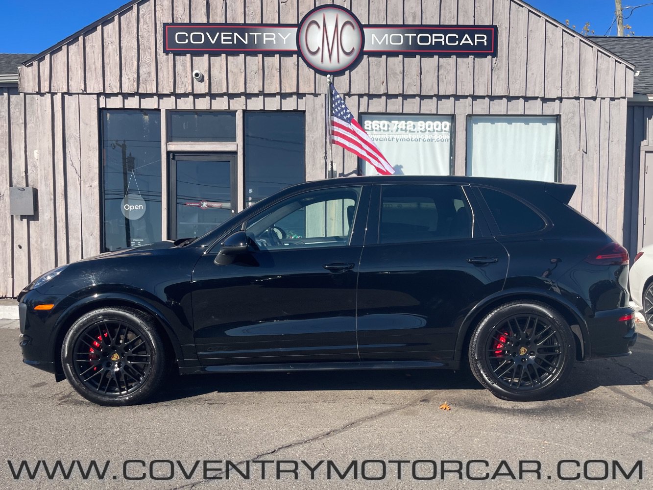 Used 2016 Porsche Cayenne GTS AWD/4WD image 1