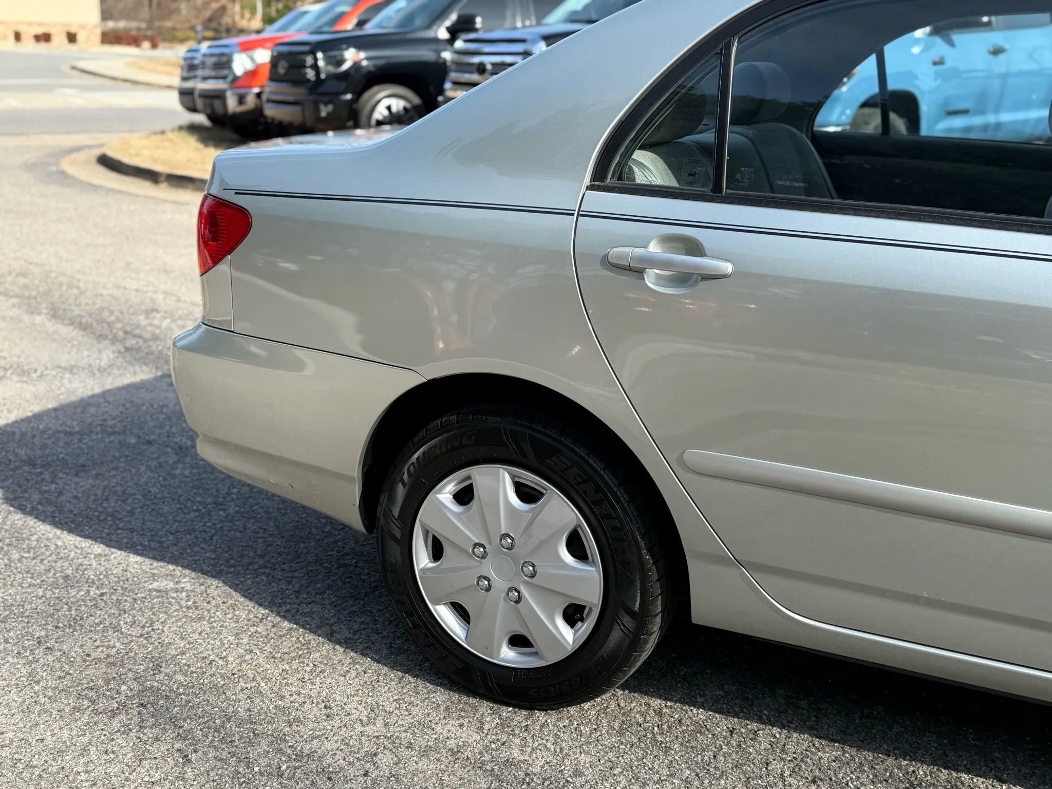 Used 2003 Toyota Corolla LE image 9