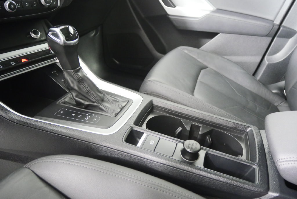 Used 2020 Audi Q3 2.0T Premium AWD/4WD image 23