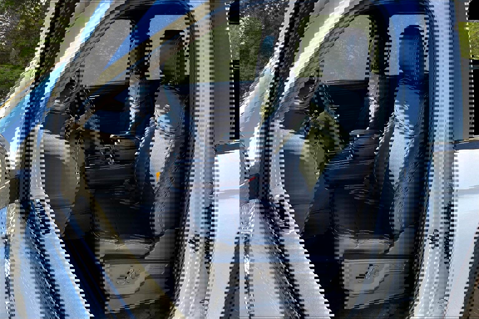 New 2025 Ford Expedition Max Platinum w/ Stealth Performance Package image 9