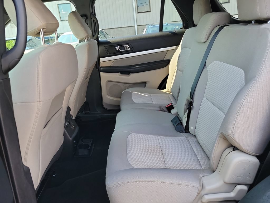 Used 2018 Ford Explorer FWD image 14