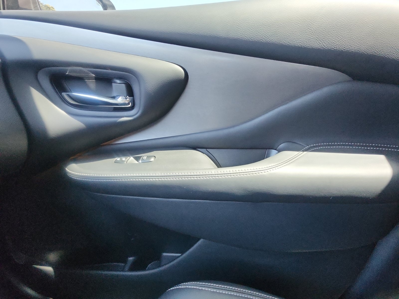 Used 2019 Nissan Murano SL w/ SL Technology Package AWD/4WD image 16