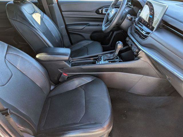 Certified 2023 Jeep Compass Limited image 29