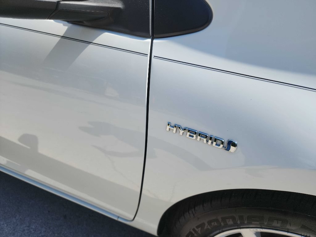 Used 2012 Toyota Prius C Four FWD image 12