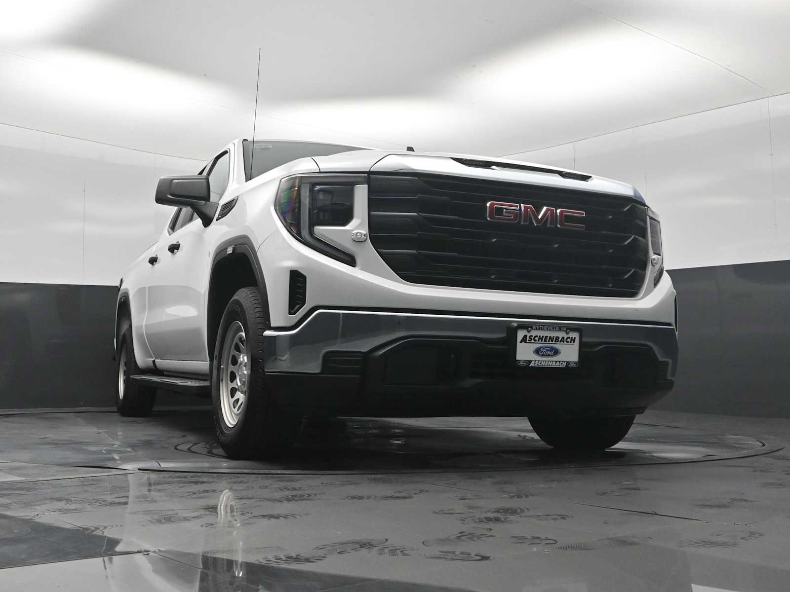 Used 2024 GMC Sierra 1500 Pro w/ Pro Value Package AWD/4WD image 31