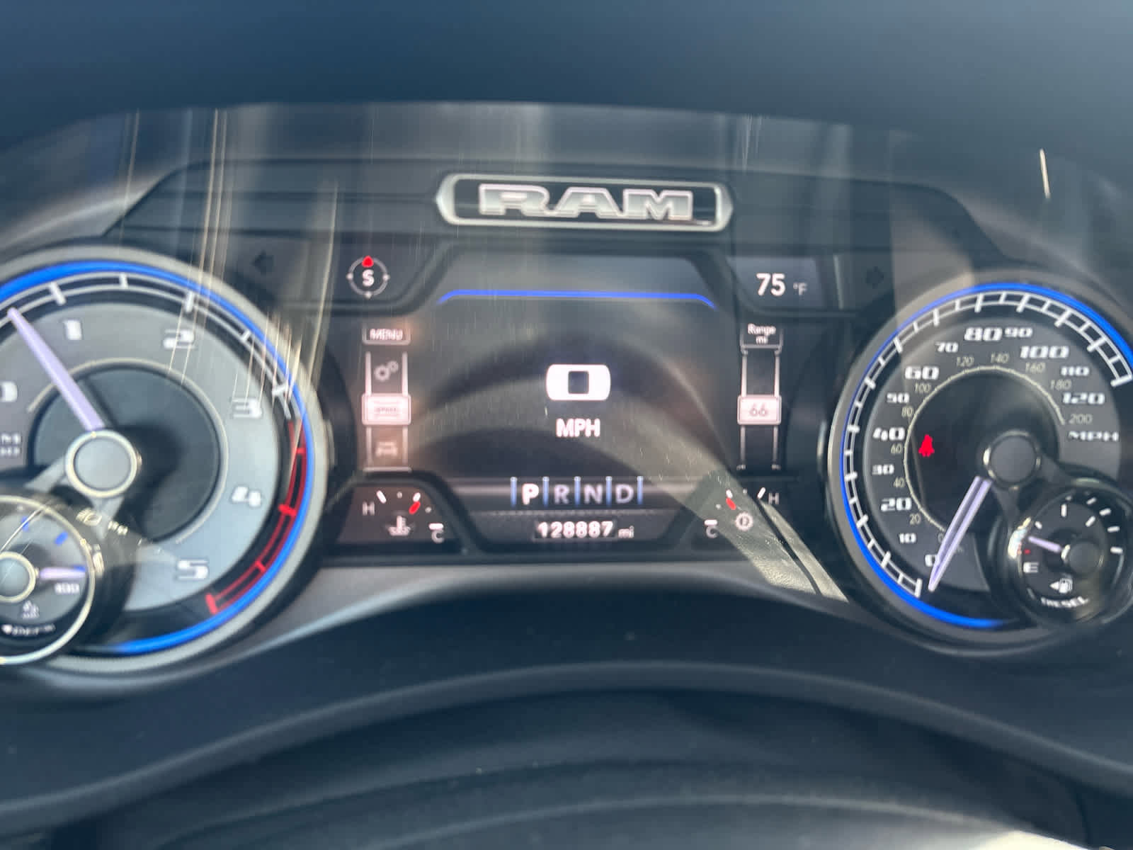 Used 2021 RAM 2500 Limited image 9