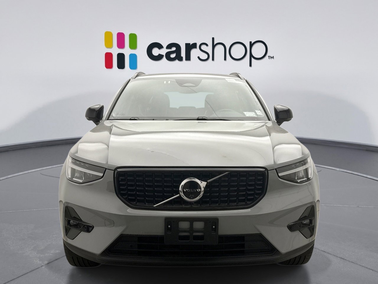 Used 2025 Volvo XC40 B5 Plus AWD/4WD image 6